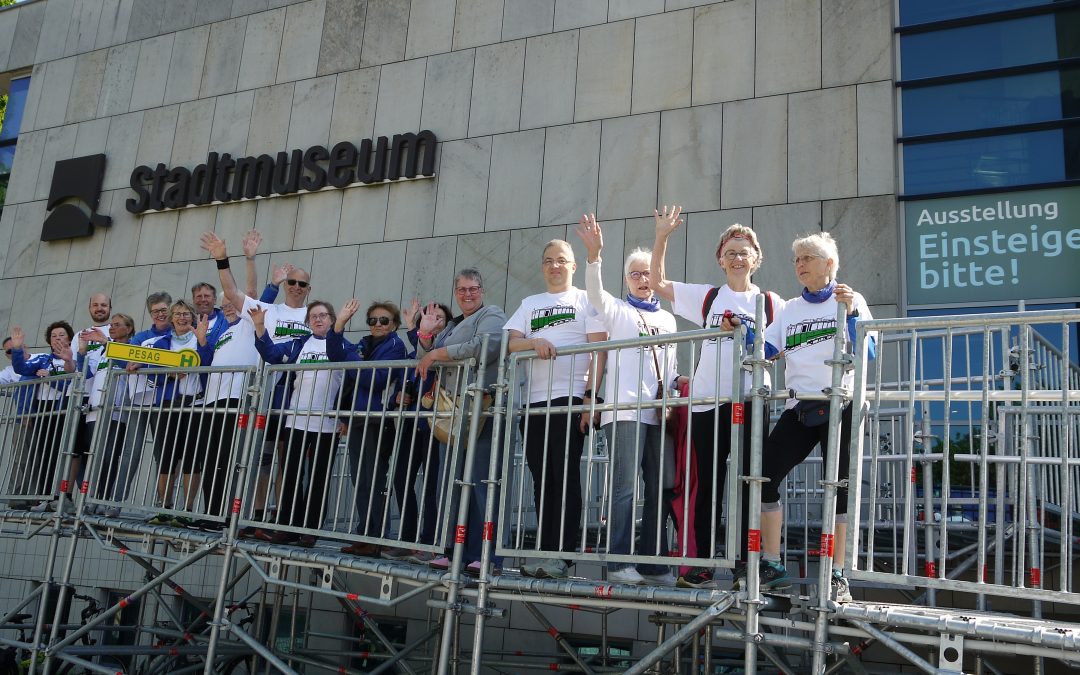 „Einsteigen bitte“ Linie 2-Lauf nach Marienloh